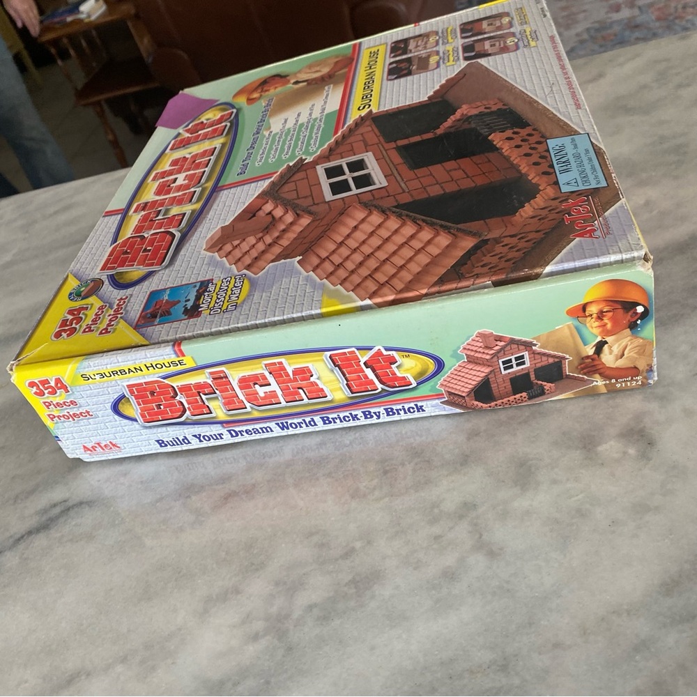 ArTek Brick It Suburban House Building Set Real Bri la and Mortar - Picture 3 of 6